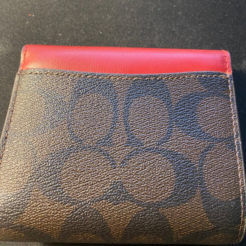 Women's COACH trifold wallet - burgundy accent on brown "C" signature - Picture 3 of 5